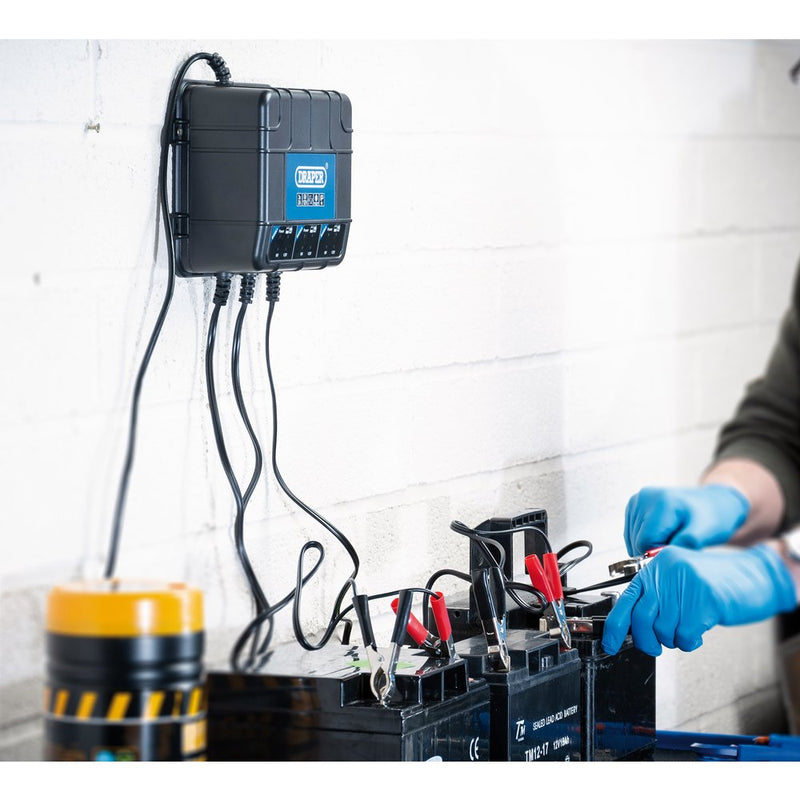 6/12V 3 Bank Charger Station