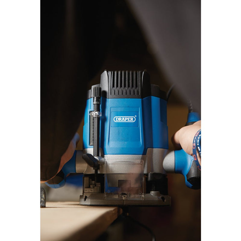 230V Variable Speed Router, 1/4", 1200W